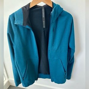 Lululemon Jacket in Turquoise Color. Small.